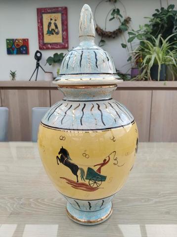 Grote vintage vintage vaas beschikbaar voor biedingen