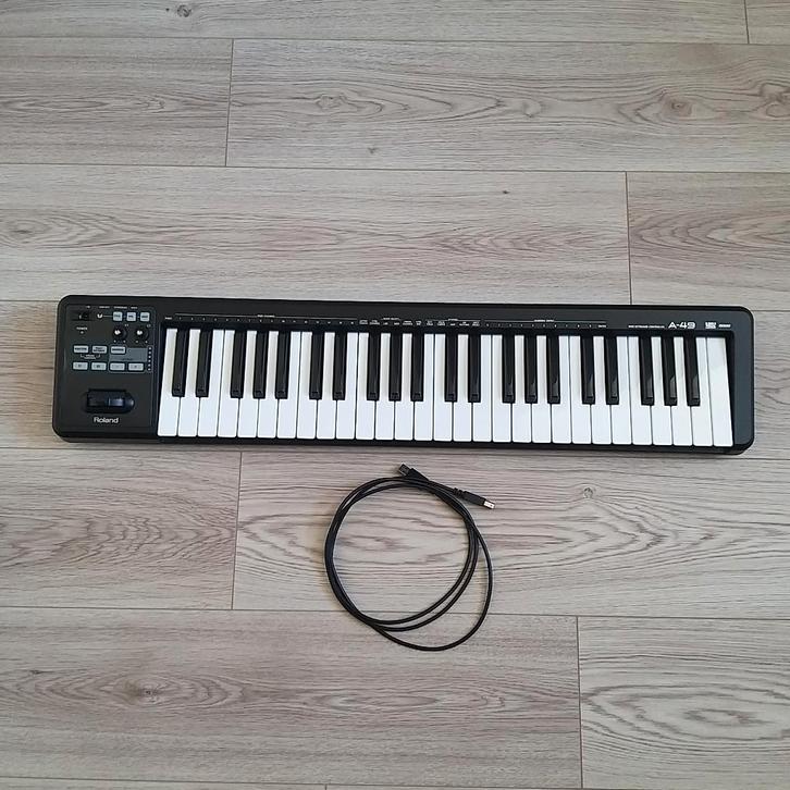 Midi keyboard Roland A-49, Muziek en Instrumenten, Keyboards, Zo goed als nieuw, 49 toetsen, Roland, Ophalen