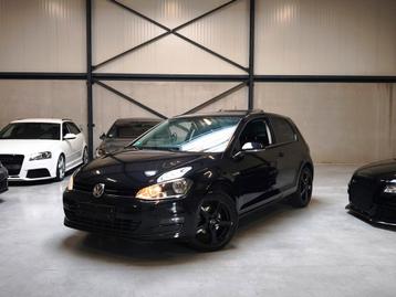 Volkswagen Golf 7 1.2 TSI Cup edition full black  beschikbaar voor biedingen