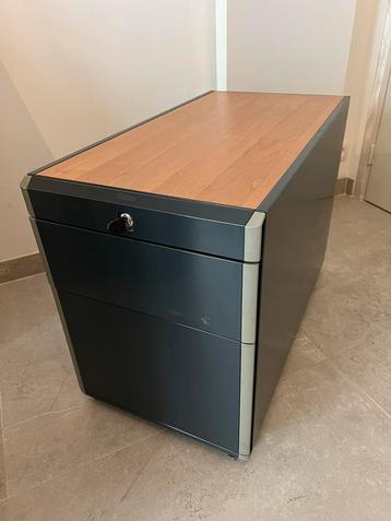 Grande et belle commode - meuble de bureau