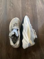 Yeezy boost 700 v2, Kleding | Heren, Schoenen, Ophalen, Nieuw