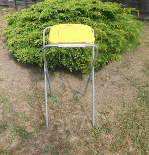 Vuilnisbak voor buiten - balkon - terras - terras - huis - b, Huis en Inrichting, Woonaccessoires | Prullenbakken, Gebruikt, Metaal