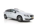 Volvo V60 2.4 D6 AWD Twin Engine Momentum Aut. *PANO | NAVI-, Autos, Argent ou Gris, Break, 48 g/km, Automatique