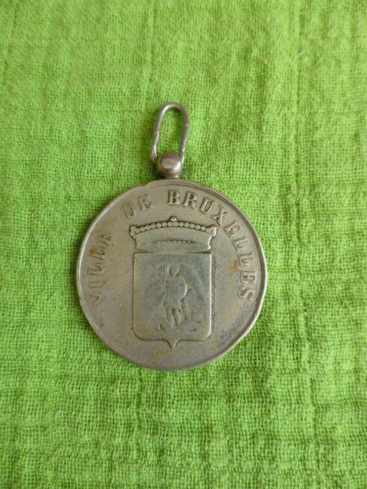 Dienstpenning Agent Special Politie BRUSSEL (P3), Verzamelen, Militaria | Algemeen, Rijkswacht, Lintje, Medaille of Wings, Ophalen of Verzenden