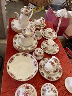 Service anglais Royal Albert rouge porcelaine 6 pers, Enlèvement ou Envoi
