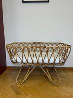 Brokante Rotan Babybedje, Kinderen en Baby's, Ophalen, Gebruikt, Ledikant