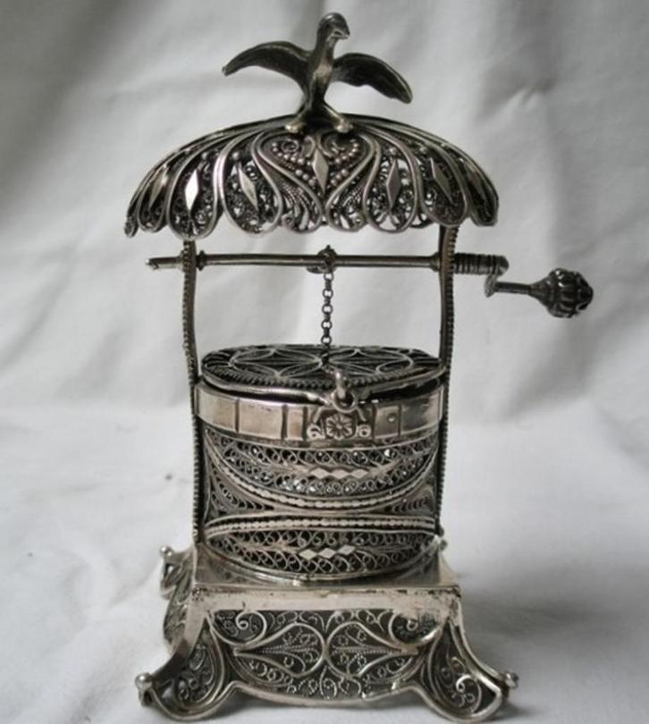 Prachtige besomim in de vorm van een waterput, Antiek en Kunst, Curiosa en Brocante, Ophalen