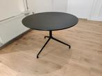 ronde eettafel

Scandinavisch design., Huis en Inrichting, Tafels | Bijzettafels, Ophalen, Zo goed als nieuw