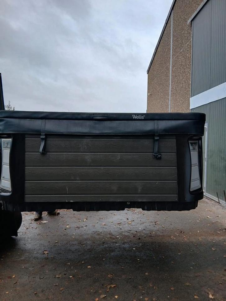 Gratis tweedehands jacuzzi geleverd om te installeren, Tuin en Terras, Zwembad-toebehoren