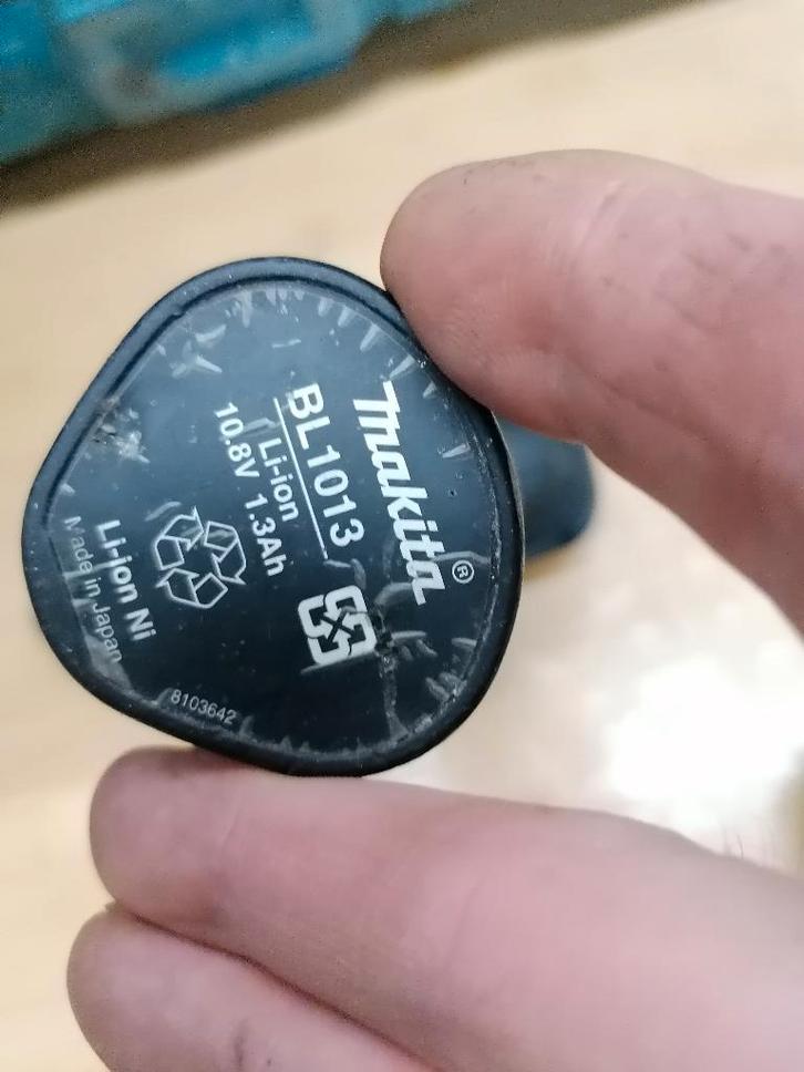 2x Makita slagschroevendraaier + 1 batterij, Doe-het-zelf en Bouw, Gereedschap | Boormachines, Zo goed als nieuw, Boormachine