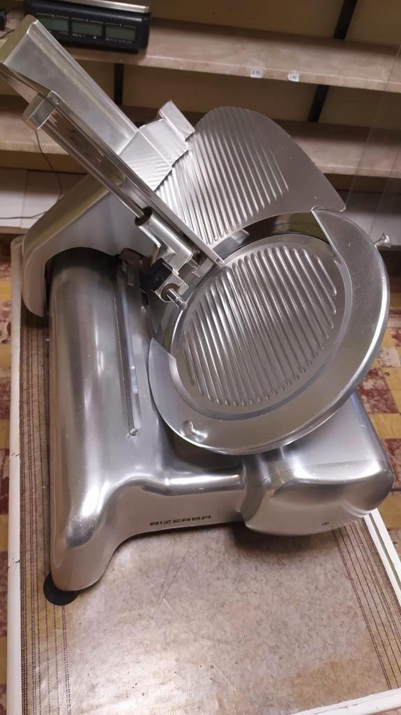 Trancheuse professionnelle Bizerba., Zakelijke goederen, Horeca | Keukenapparatuur, Gebruikt, Ophalen