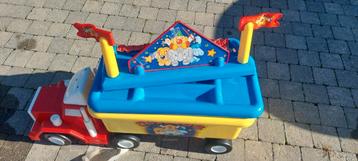 Vintage Circustruck uit de jaren 70/80 van Berchet  beschikbaar voor biedingen