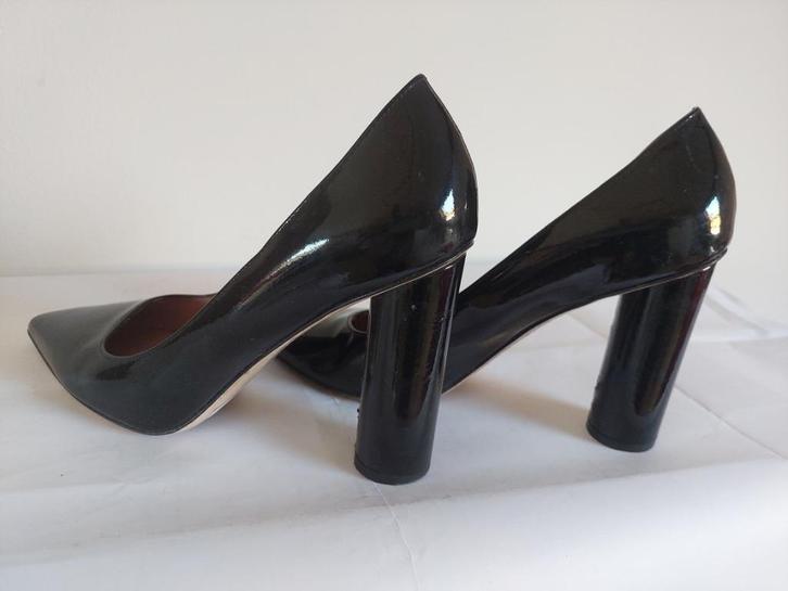 344C* RED VALENTINO echte zwarte hoge hakken (40), Kleding | Dames, Schoenen, Pumps, Zwart, Verzenden