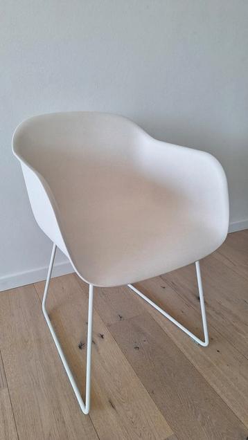 Eetkamerstoelen Iskos-Berlin | Scandinavisch design stoel beschikbaar voor biedingen