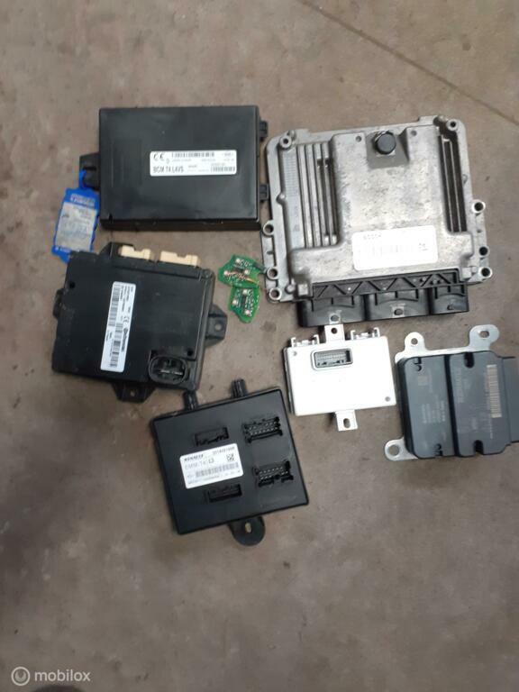 Computer inspuit Renault Trafic 284b12763r  237106626r, Auto-onderdelen, Brandstofsystemen, Renault, Gebruikt, Ophalen of Verzenden