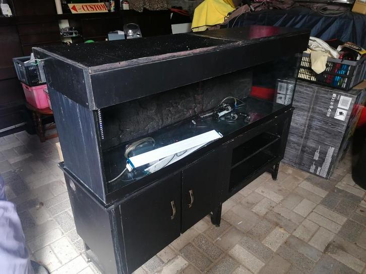 Aquarium met toebehoren, Animaux & Accessoires, Poissons | Aquariums & Accessoires, Enlèvement