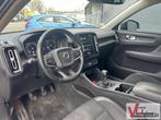 Volvo XC40 T3 Momentum Core | € 11.450,- NETTO! | Climate |, Auto's, Volvo, Overige modellen, Zwart, Handgeschakeld, Traction-control