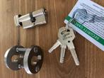 Veiligheidscilinder deur, Ophalen, Zo goed als nieuw, Inox, Slot