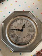 Muurklok op batterij, Enlèvement, Comme neuf, Analogique, Horloge murale