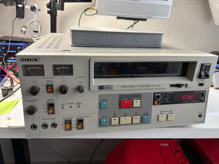 Sony VO-7630 U-matic videocassette recorder, Audio, Tv en Foto, Videospelers, Gebruikt, Overige typen, Ophalen