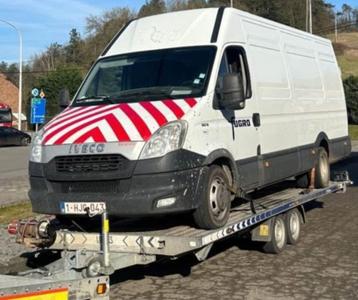 TE HUUR 3,5 TON KANTELBARE DIEPLADER MET LIER beschikbaar voor biedingen