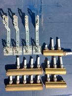 Lot de 5 collecteurs en laiton pour le chauffage +4 supports, Enlèvement ou Envoi, Comme neuf