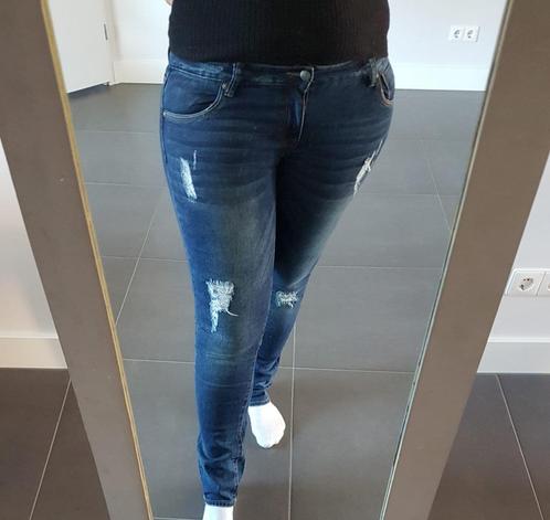 Jeans Wasted Destroyed Ripped Ruby Silver Dames 30 = maat 38, Kleding | Dames, Spijkerbroeken en Jeans, Nieuw, W30 - W32 (confectie 38/40)