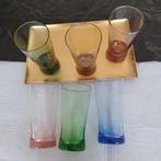 verres colorés avec plateau, Ophalen of Verzenden