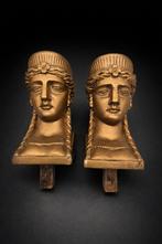 Paire de bustes néoclassiques dorés XIXᵉ siècle, Enlèvement ou Envoi