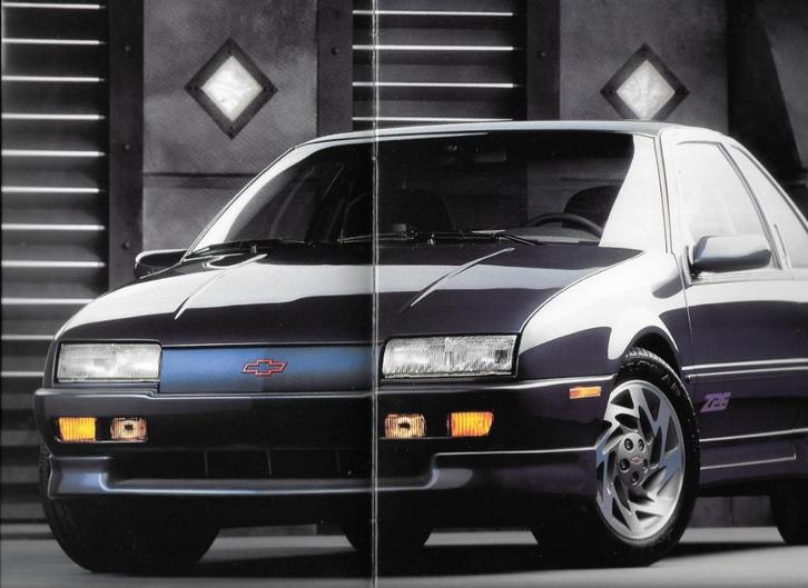 CHEVROLET CORSICA / BERETTA, Boeken, Auto's | Folders en Tijdschriften, Zo goed als nieuw, Chevrolet, Ophalen of Verzenden