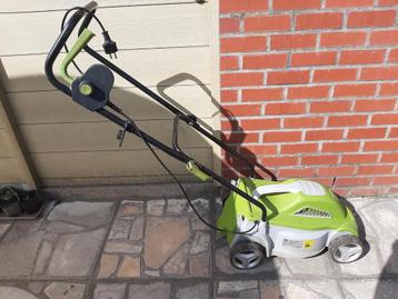 Grasmachine central park 32 cm beschikbaar voor biedingen