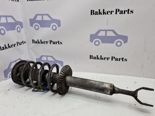 Schokdemperpoot rechts-voor van een Volkswagen Passat, Auto-onderdelen, Ophanging en Onderstel, Volkswagen, Gebruikt, 3 maanden garantie