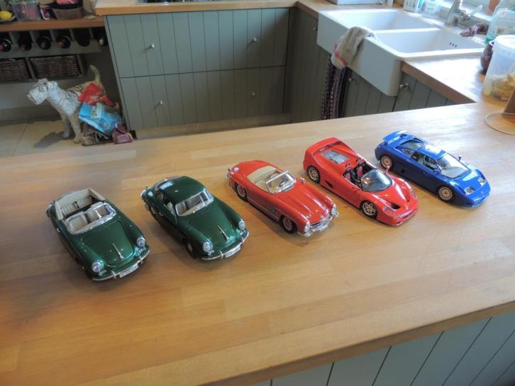 Burago lot schaal 1/18, Hobby en Vrije tijd, Modelauto's | 1:18, Burago, Verzenden