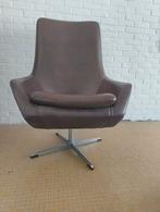 Vintage egg chair replica, Ophalen, Zo goed als nieuw