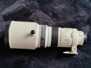 Canon EF 300mm F2.8 L IS USM  beschikbaar voor biedingen
