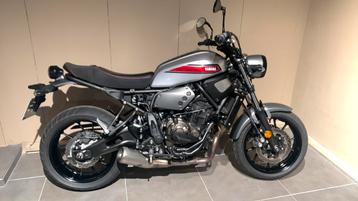 Yamaha XSR700 met 18dkm !  disponible aux enchères