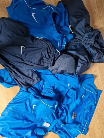 Pakket trainingskledij jeugd FCV Dender maat S, nieuw beschikbaar voor biedingen