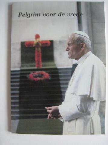 LiberMemorialis1985  linnen kaft, en Pelgrim voor de vrede.. beschikbaar voor biedingen