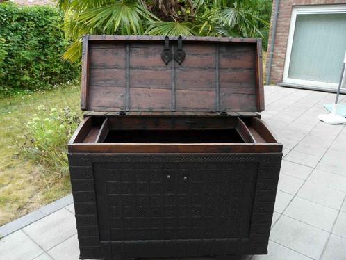 Te koop oude kist, Huis en Inrichting, Woonaccessoires | Kisten, Gebruikt, 75 cm of meer, 50 tot 75 cm, 100 tot 150 cm, Overige houtsoorten