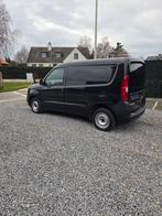 Fiat doblo met airco gekeurd van 2020 met 3 zitplaatsen, Auto's, Bestelwagens en Lichte vracht, Voorwielaandrijving, 4 deurs, Stof