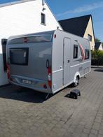 Caravan Burstner Averso 430 TS, 4 à 5 mètres, Auvent, Particulier, Jusqu'à 4