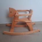 Schommelpaard, Ophalen