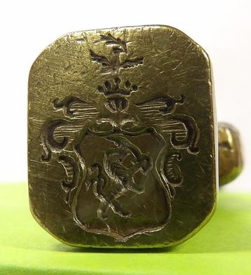 Adelijke lakzegel (graaf of baron) - Gilles De Binche beschikbaar voor biedingen