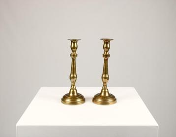 2 bronzen kandelaars, 19eeuw beschikbaar voor biedingen