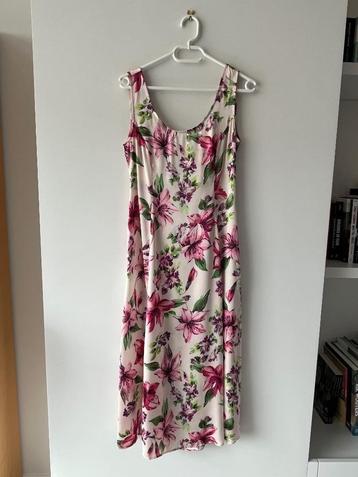 Robe d'été fleurie, Taille 38/40 (M), Comme neuf, Enlèvement, Sous le genou