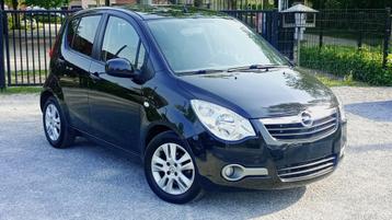 Opel Agila 1.2 benzine met 57000 km. Zeer mooie staat. beschikbaar voor biedingen