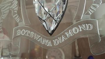 Zware glazen Botswana diamand staander