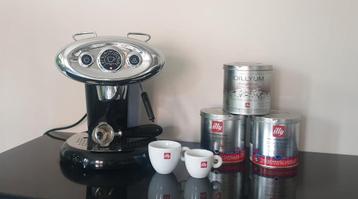 illy koffiezetter beschikbaar voor biedingen