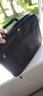 Sacoche Case Logic en nylon ordinateur portable a saisir ↙️, Ophalen, 17 inch of meer, Nieuw, Schoudertas