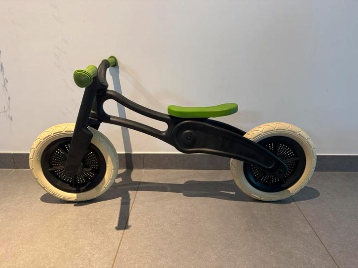 Wishbone recycled edition 3 in 1 loopfiets, Kinderen en Baby's, Speelgoed | Buiten | Voertuigen en Loopfietsen, Zo goed als nieuw